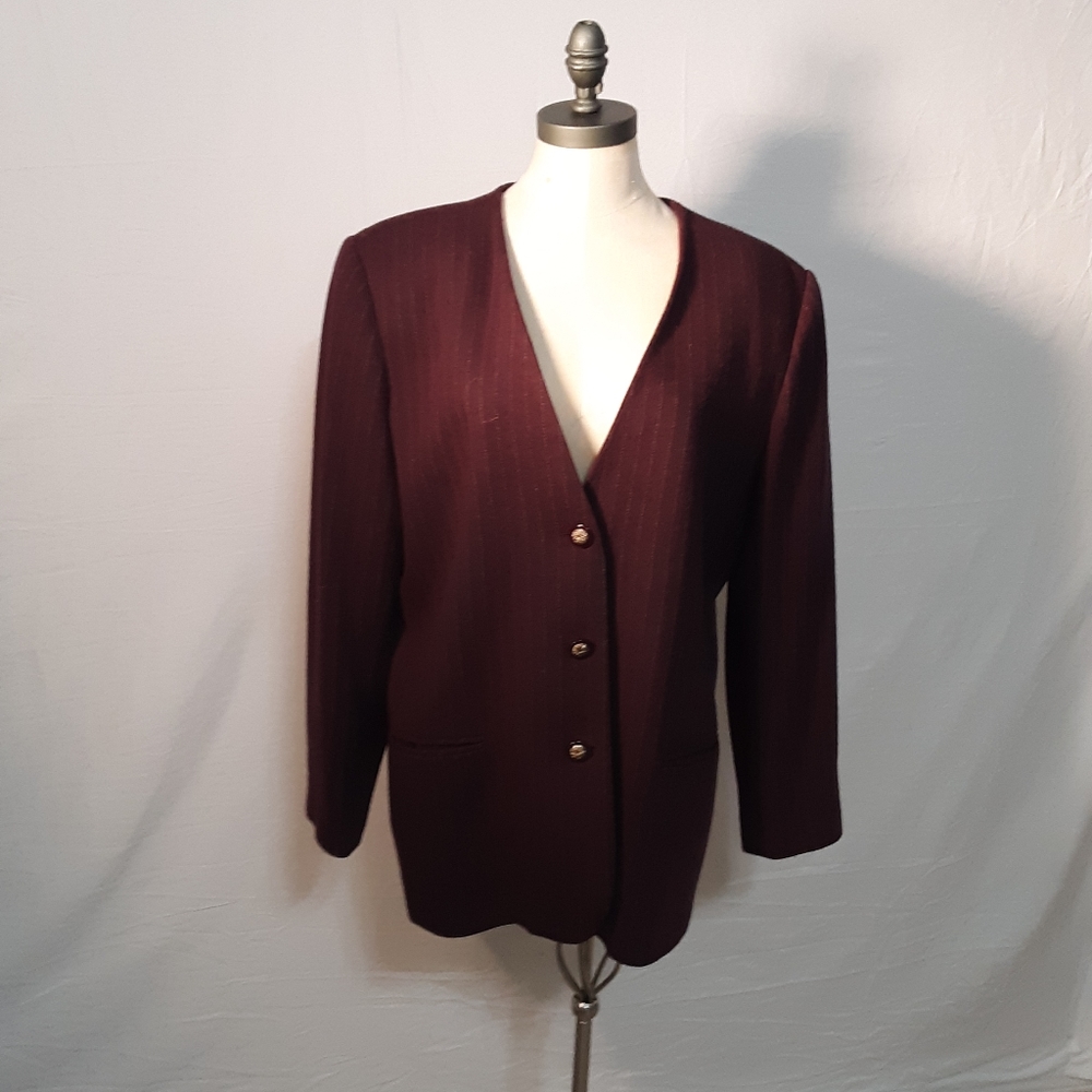 Alfredo Dunner 3 button blazer, wine color 2 pocke